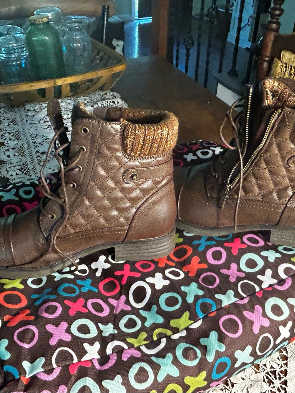 Brown Women's Leather Combat Boots Lace Ankle Booties Quilted Size 10 M by STQ - Picture 4 of 12